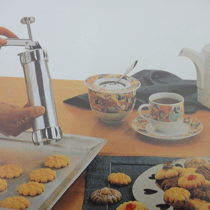 Moule à gateaux,Outils de cuisson acier inoxydable Biscuit presse ensemble  Cookie Maker Machine Kit 20 moules + 4 buses gâteau - Cdiscount Maison