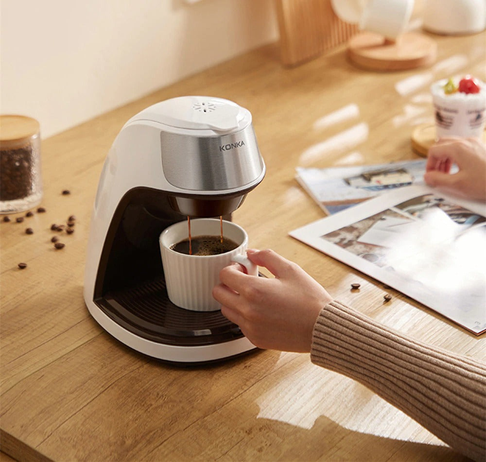 Petite machine à café domestique Homezest Mini cafetière à tasse unique  portable entièrement automatique, Style: Prise UE (Rose)